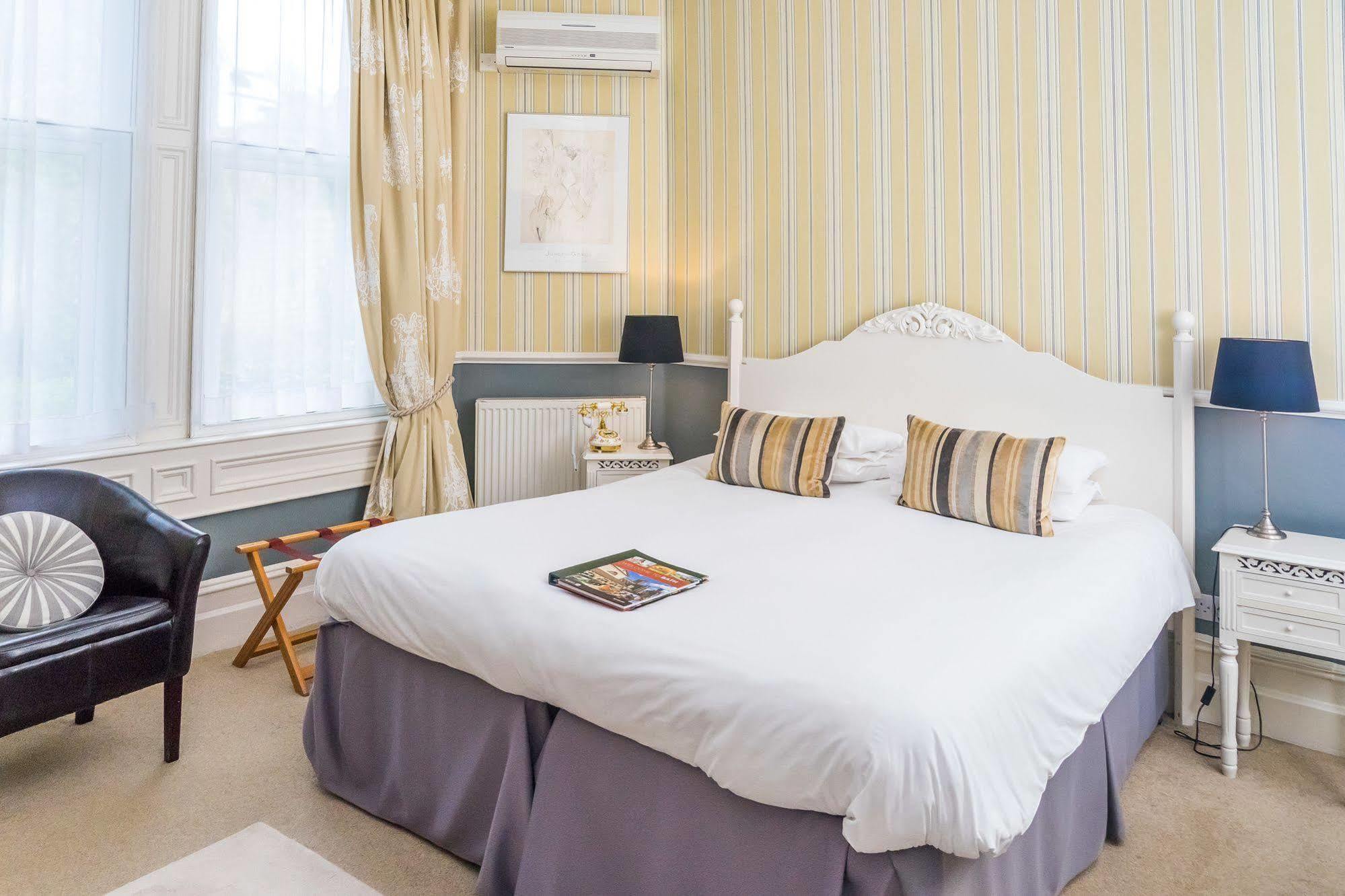 Oldfields House Bed and Breakfast Bath Buitenkant foto